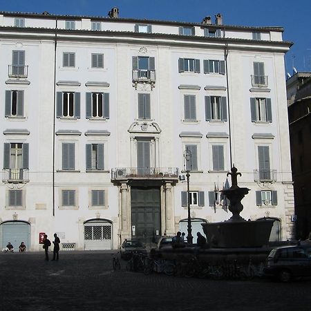 Appartamento Piazza Farnese Řím Pokoj fotografie