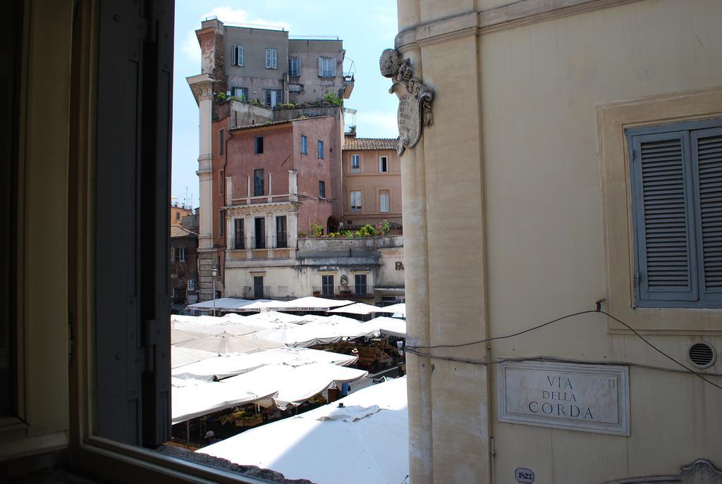 Appartamento Piazza Farnese Řím Pokoj fotografie
